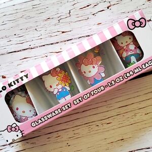 🆕️ CUTE SANRIO HELLO KITTY SHOT GLASSWARE SET 💕